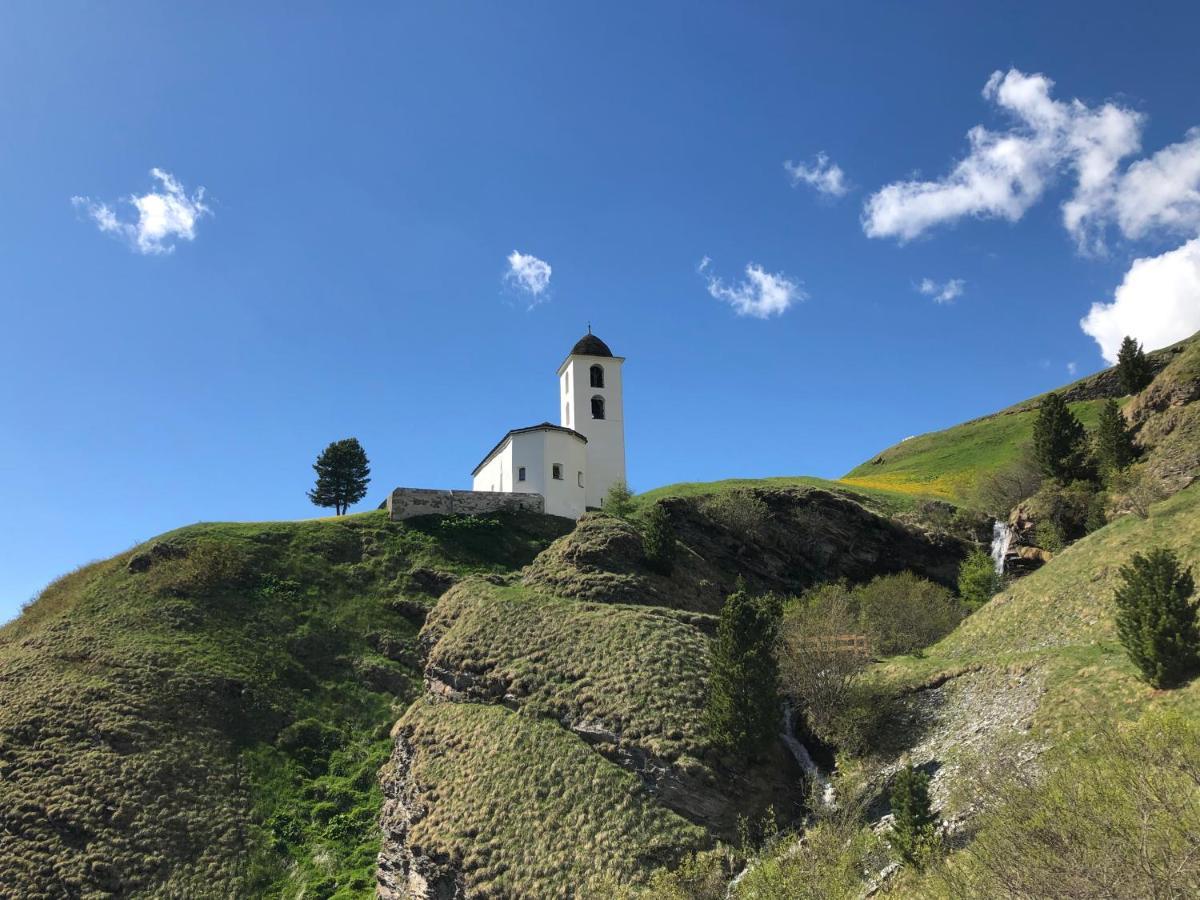Hotel Capetta Avers Bagian luar foto